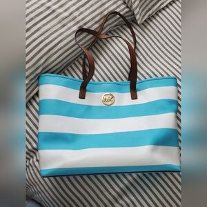 Michael Kors tote